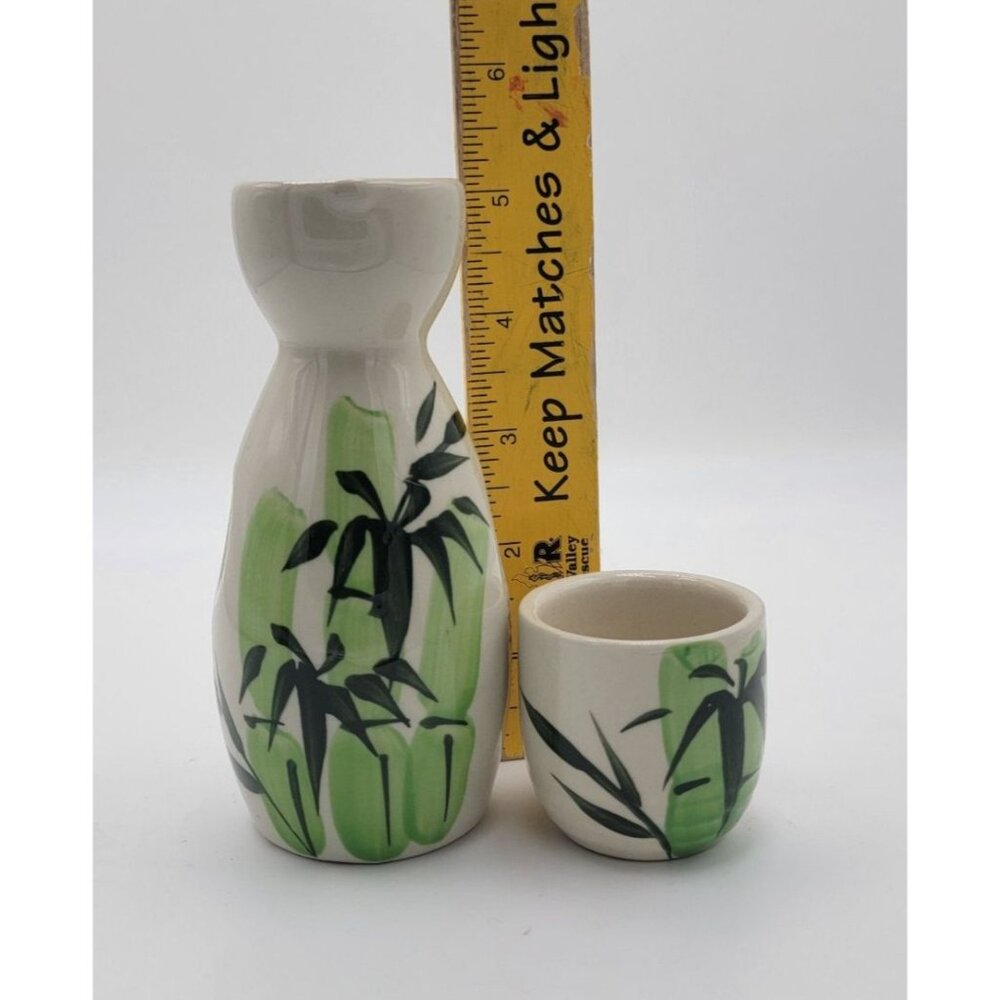 Vintage Ceramic Sake Set – Bamboo Motif Tokkuri with 4 Cups – Japanese Style Sto - Picture 9 of 9